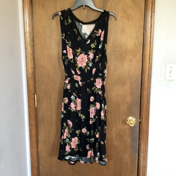 Relisted American Rag floral print sleeveless dress w crochet like detail 3X jrs - Picture 14 of 16